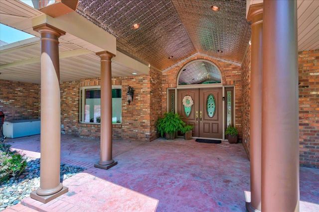 2424 St Albert The Great Drive, Sun Prairie, WI 53590