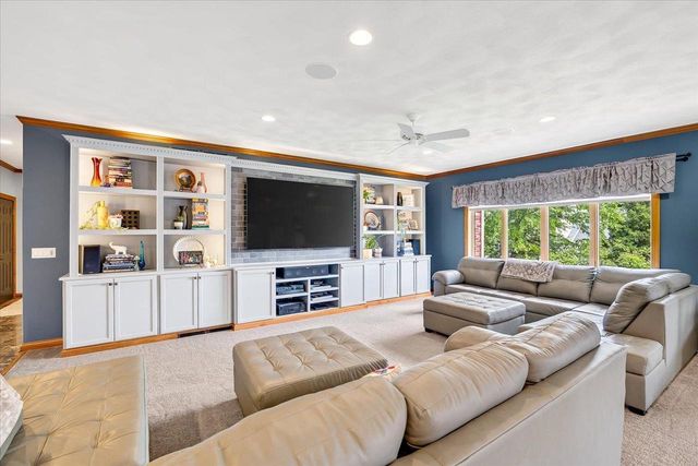 2424 St Albert The Great Drive, Sun Prairie, WI 53590