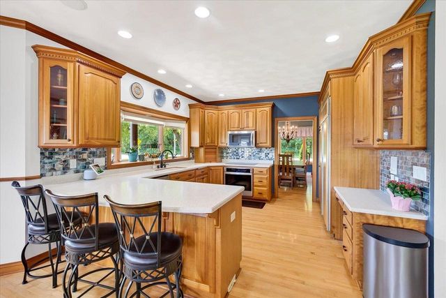 2424 St Albert The Great Drive, Sun Prairie, WI 53590