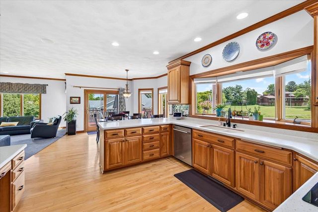 2424 St Albert The Great Drive, Sun Prairie, WI 53590