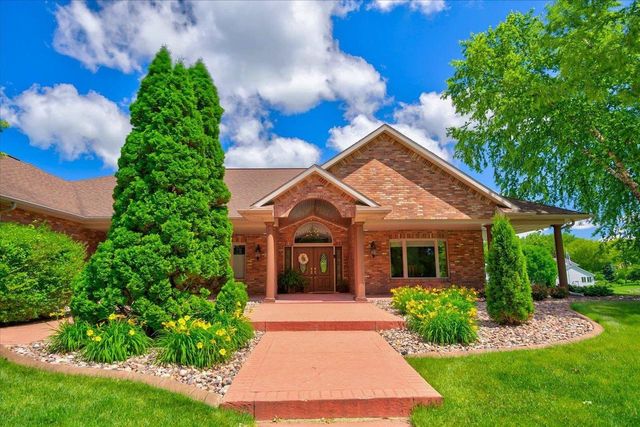 2424 St Albert The Great Drive, Sun Prairie, WI 53590