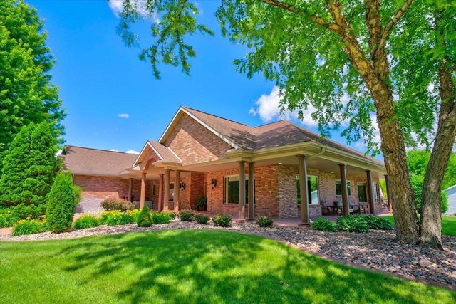 2424 St Albert The Great Drive, Sun Prairie, WI 53590