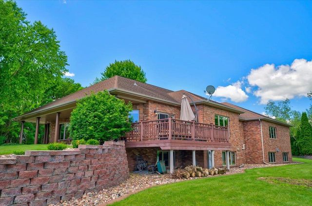 2424 St Albert The Great Drive, Sun Prairie, WI 53590
