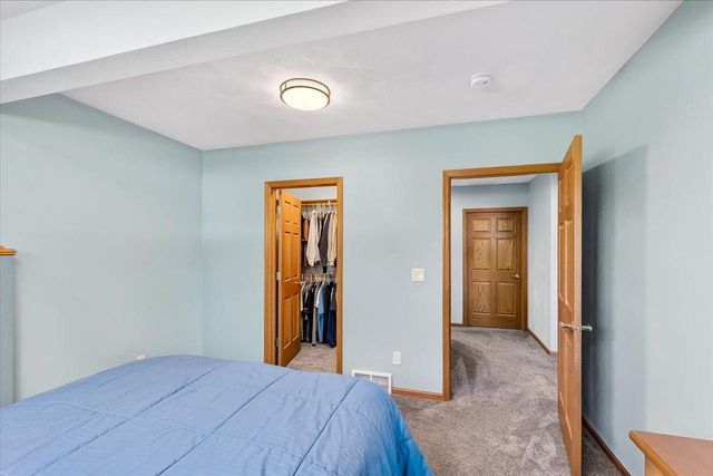 2424 St Albert The Great Drive, Sun Prairie, WI 53590