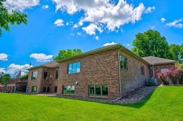 2424 St Albert The Great Drive, Sun Prairie, WI 53590