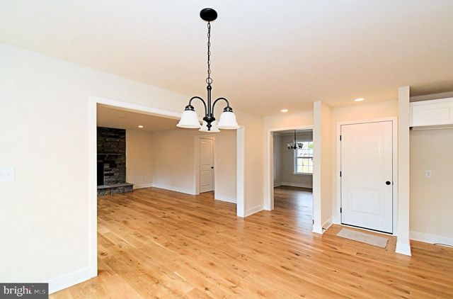 203 PINE DR, Phoenixville, PA 19460