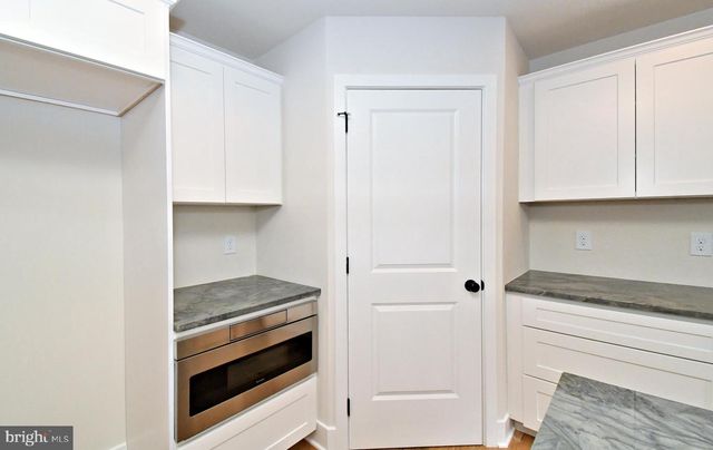 203 PINE DR, Phoenixville, PA 19460