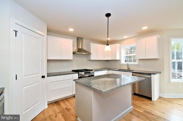 203 PINE DR, Phoenixville, PA 19460