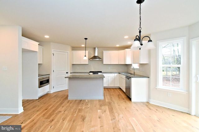 203 PINE DR, Phoenixville, PA 19460