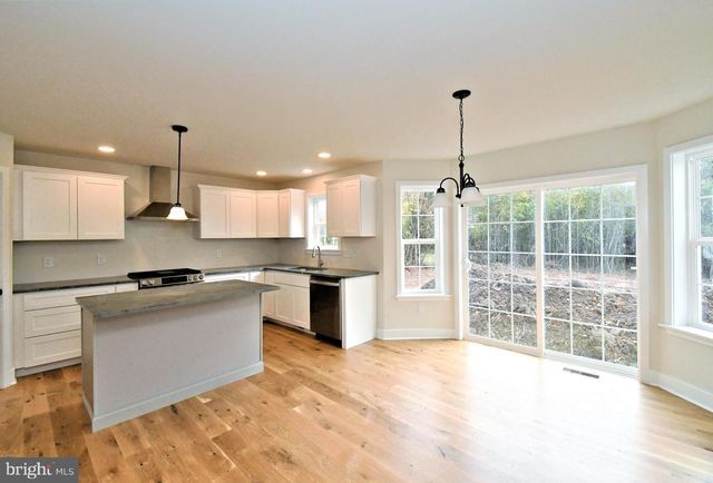 203 PINE DR, Phoenixville, PA 19460