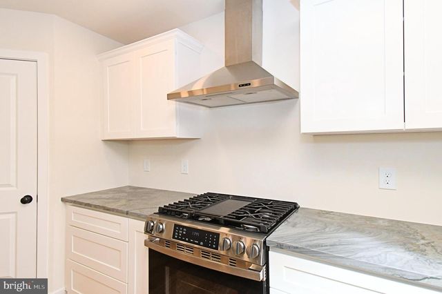 203 PINE DR, Phoenixville, PA 19460