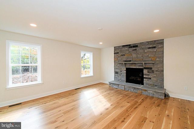 203 PINE DR, Phoenixville, PA 19460