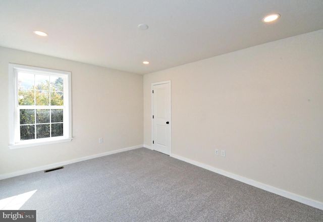 203 PINE DR, Phoenixville, PA 19460