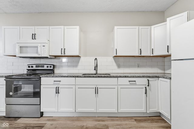 3844 Graceland Avenue, Indianapolis, IN 46208