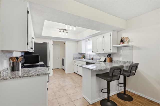 913 W Churchill Way, Mustang, OK 73064