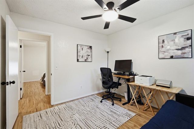 913 W Churchill Way, Mustang, OK 73064