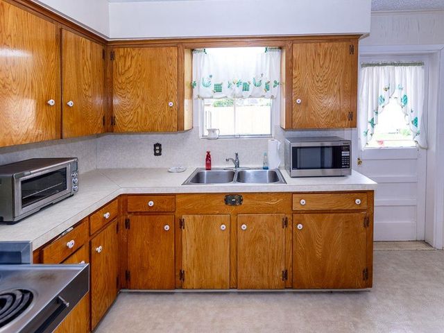 1234 18th Street, Galena Park, TX 77547