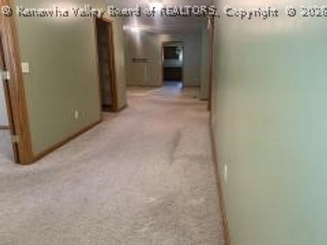 2811 Berkeley Avenue, St Albans, WV 25177