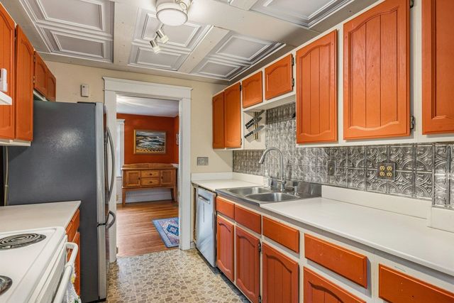 26 Edgewood Road, Durham, NH 03824