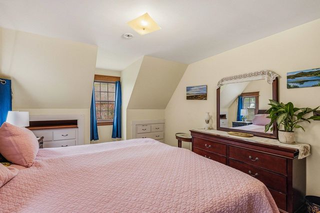 26 Edgewood Road, Durham, NH 03824