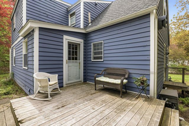 26 Edgewood Road, Durham, NH 03824