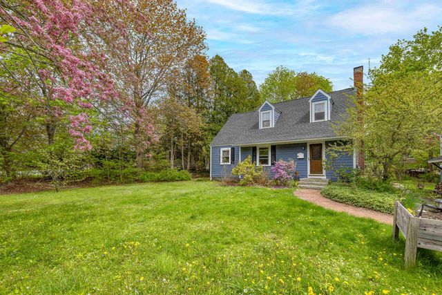 26 Edgewood Road, Durham, NH 03824