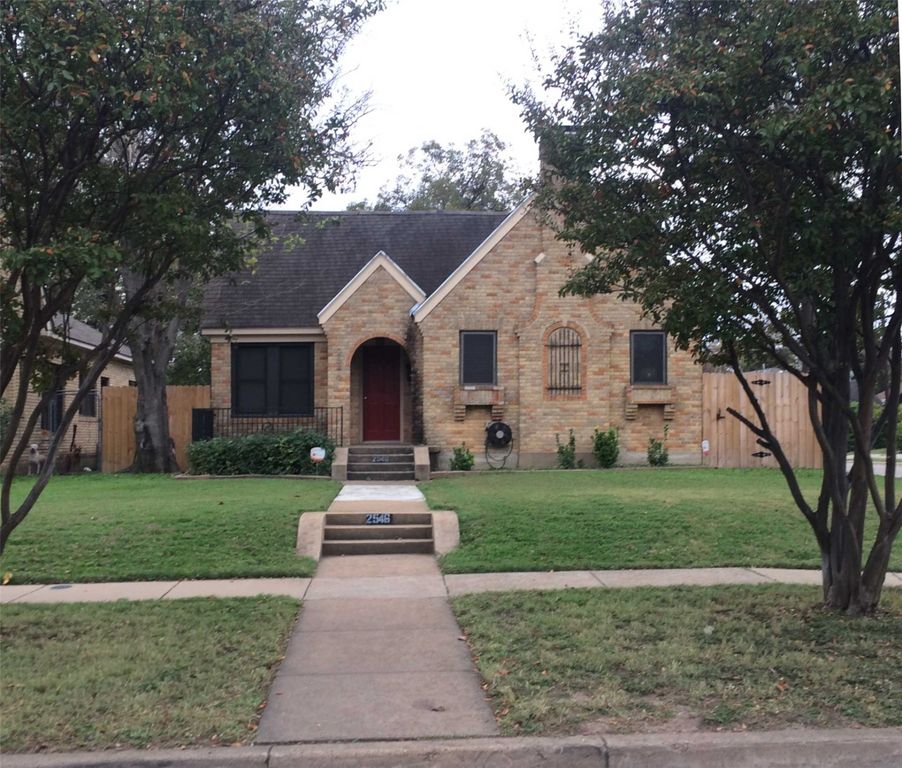 2546 Gladstone Drive, Dallas, TX 75211