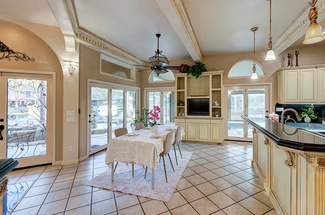 1617 N Aspen Court, Visalia, CA 93291