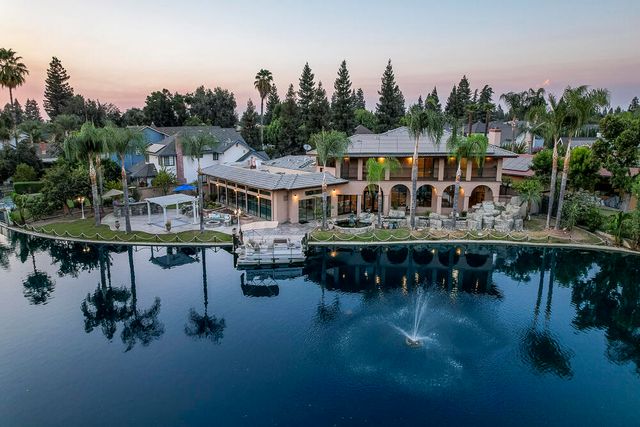 1617 N Aspen Court, Visalia, CA 93291