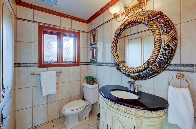 1617 N Aspen Court, Visalia, CA 93291