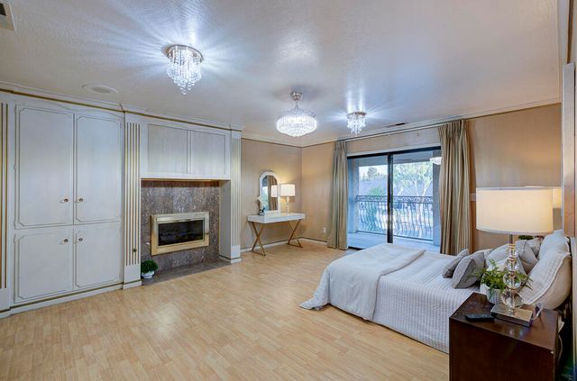 1617 N Aspen Court, Visalia, CA 93291