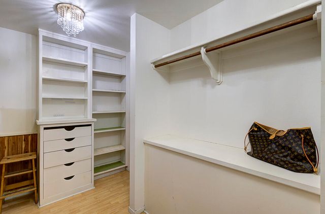 1617 N Aspen Court, Visalia, CA 93291