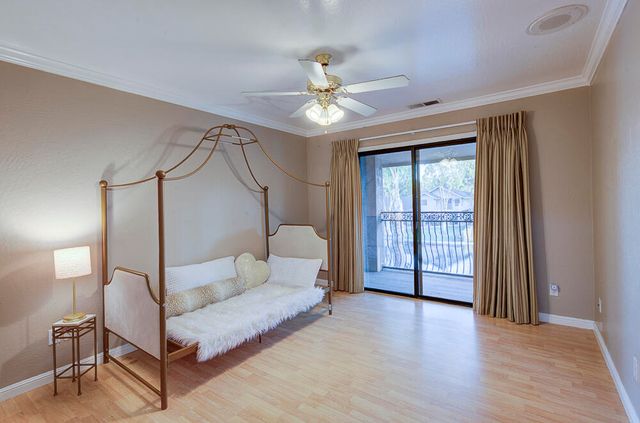 1617 N Aspen Court, Visalia, CA 93291