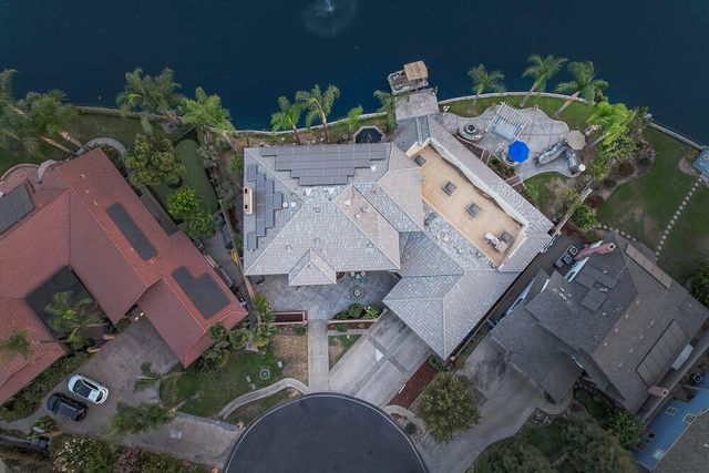 1617 N Aspen Court, Visalia, CA 93291