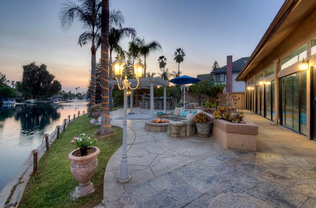 1617 N Aspen Court, Visalia, CA 93291