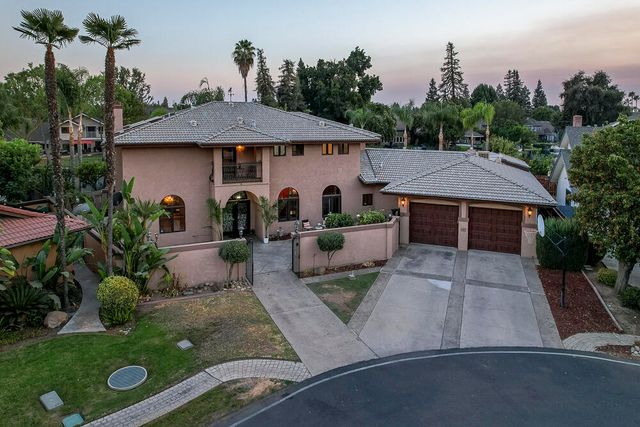 1617 N Aspen Court, Visalia, CA 93291