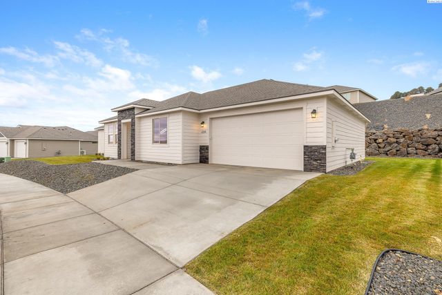 6530 W 30th Pl, Kennewick, WA 99338