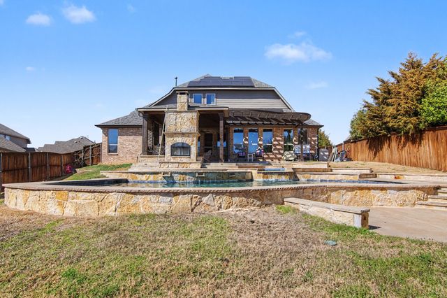 2802 Castlereach Street, Trophy Club, TX 76262