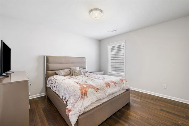 6623 Rivergreen Road, Flowery Branch, GA 30542