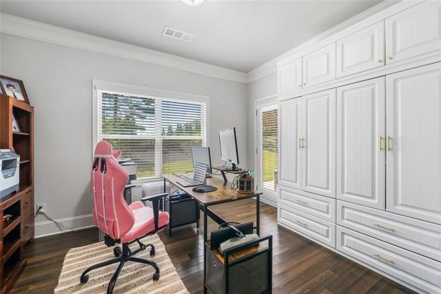 6623 Rivergreen Road, Flowery Branch, GA 30542