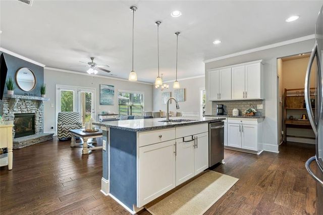 6623 Rivergreen Road, Flowery Branch, GA 30542