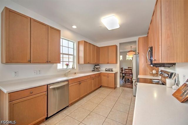 18910 Bay Woods Lake DR 203, Fort Myers, FL 33908