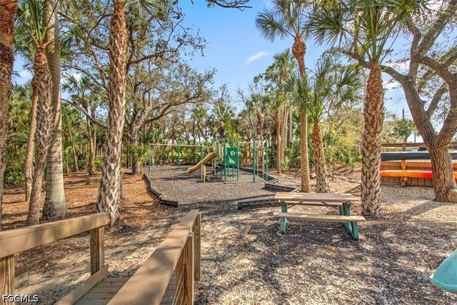 18910 Bay Woods Lake DR 203, Fort Myers, FL 33908