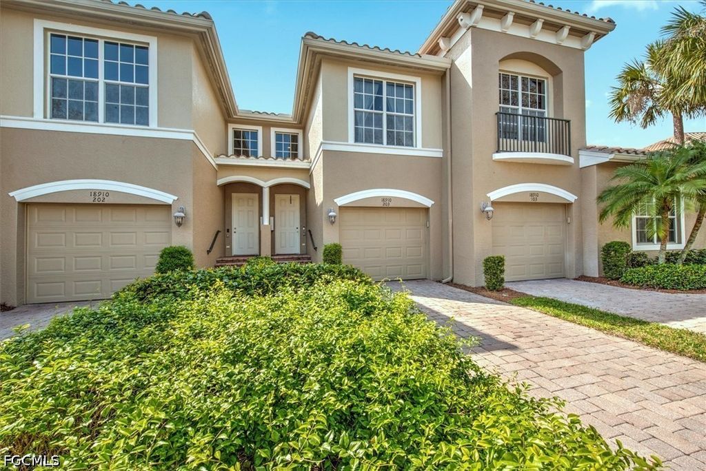 18910 Bay Woods Lake DR 203, Fort Myers, FL 33908