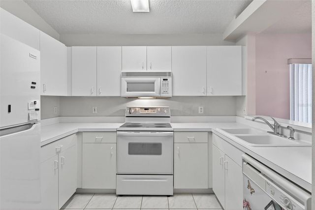 4217 CHAMBERLAIN WAY, Clermont, FL 34711