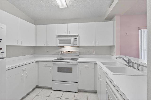 4217 CHAMBERLAIN WAY, Clermont, FL 34711