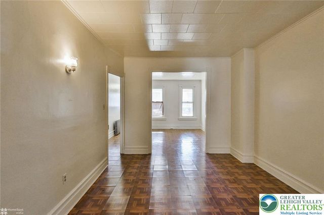 1135 West Court Street, Allentown City, PA 18101