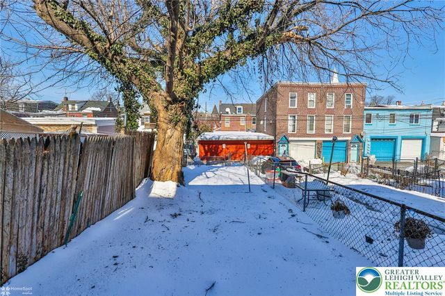 1135 West Court Street, Allentown City, PA 18101