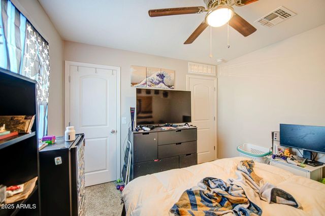 1363 W PINKLEY Avenue, Coolidge, AZ 85128