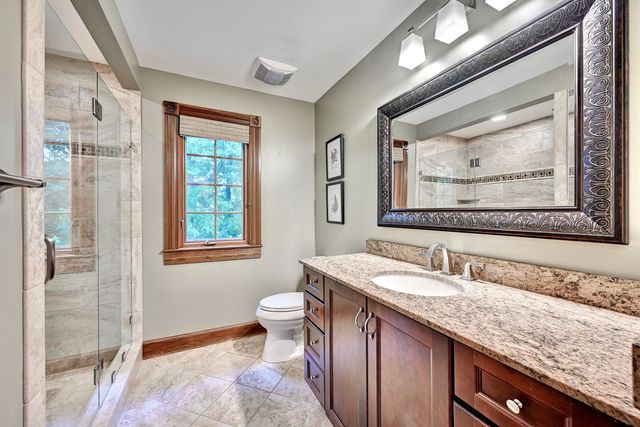 906 Squire Hill Court, Crescent Springs, KY 41017